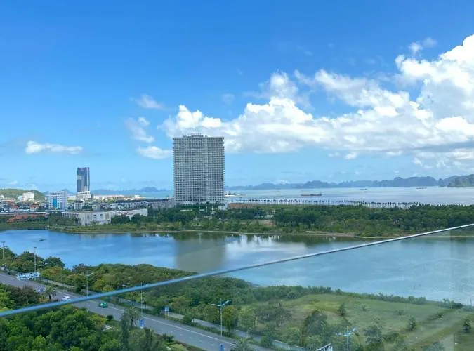 Căn hộ Greenbay Premium Bay Hạ Long