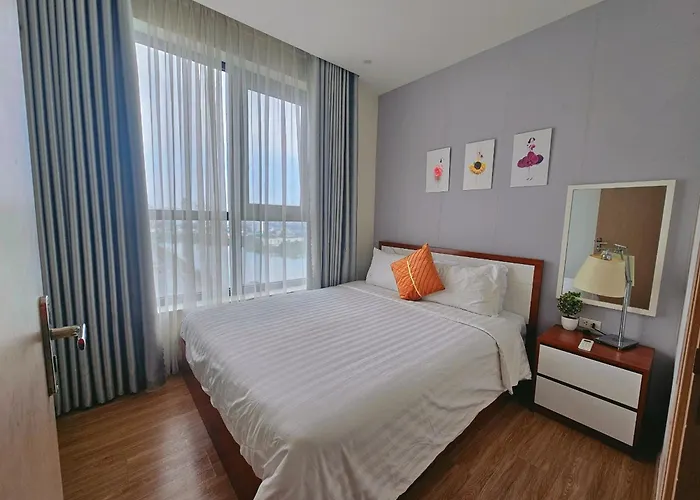 Căn hộ Greenbay Premium Bay *