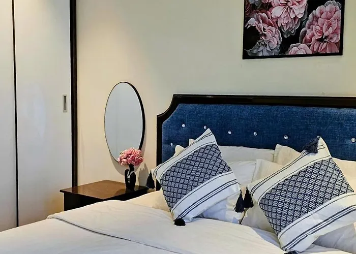Căn hộ Greenbay Premium Bay *