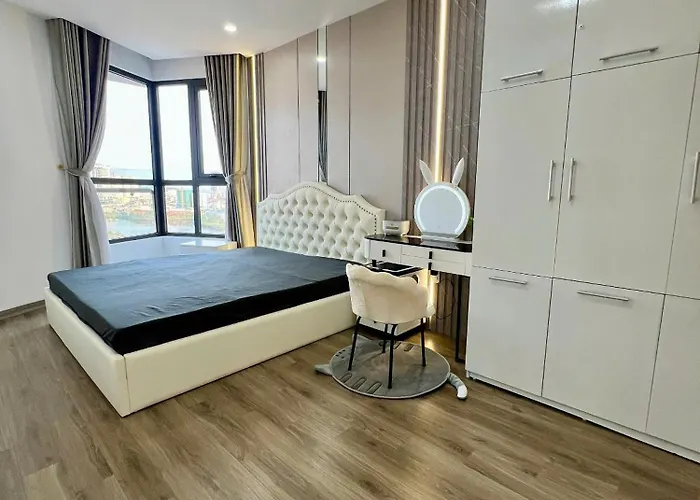Căn hộ Greenbay Premium Bay *